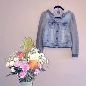AMERICAN EAGLE | Denim Jacket